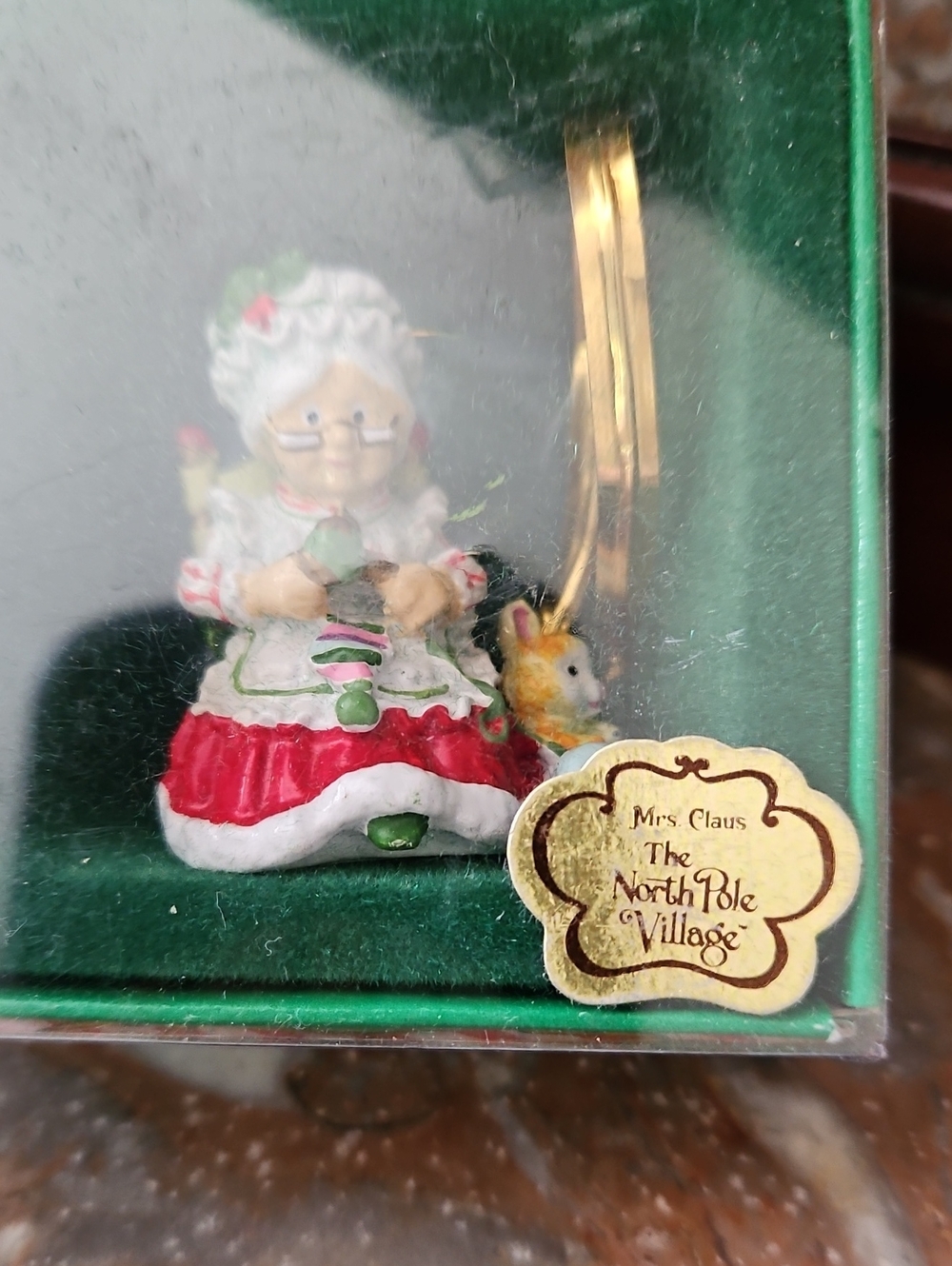 Vintage 1989 Enesco Mrs. Claus North Pole Village Pewter Figurine